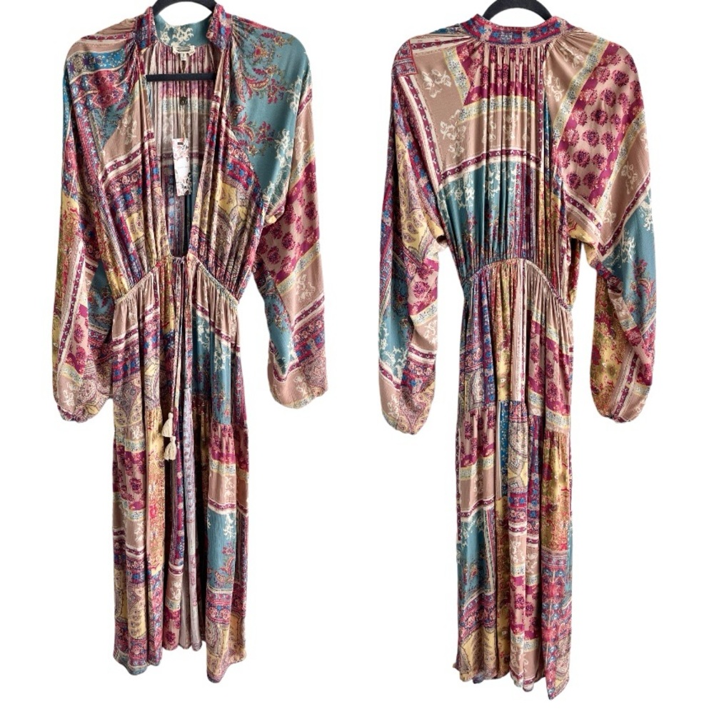 gimmicks by BKE Teal, Pink & Beige Paisley Patchwork Long Robe